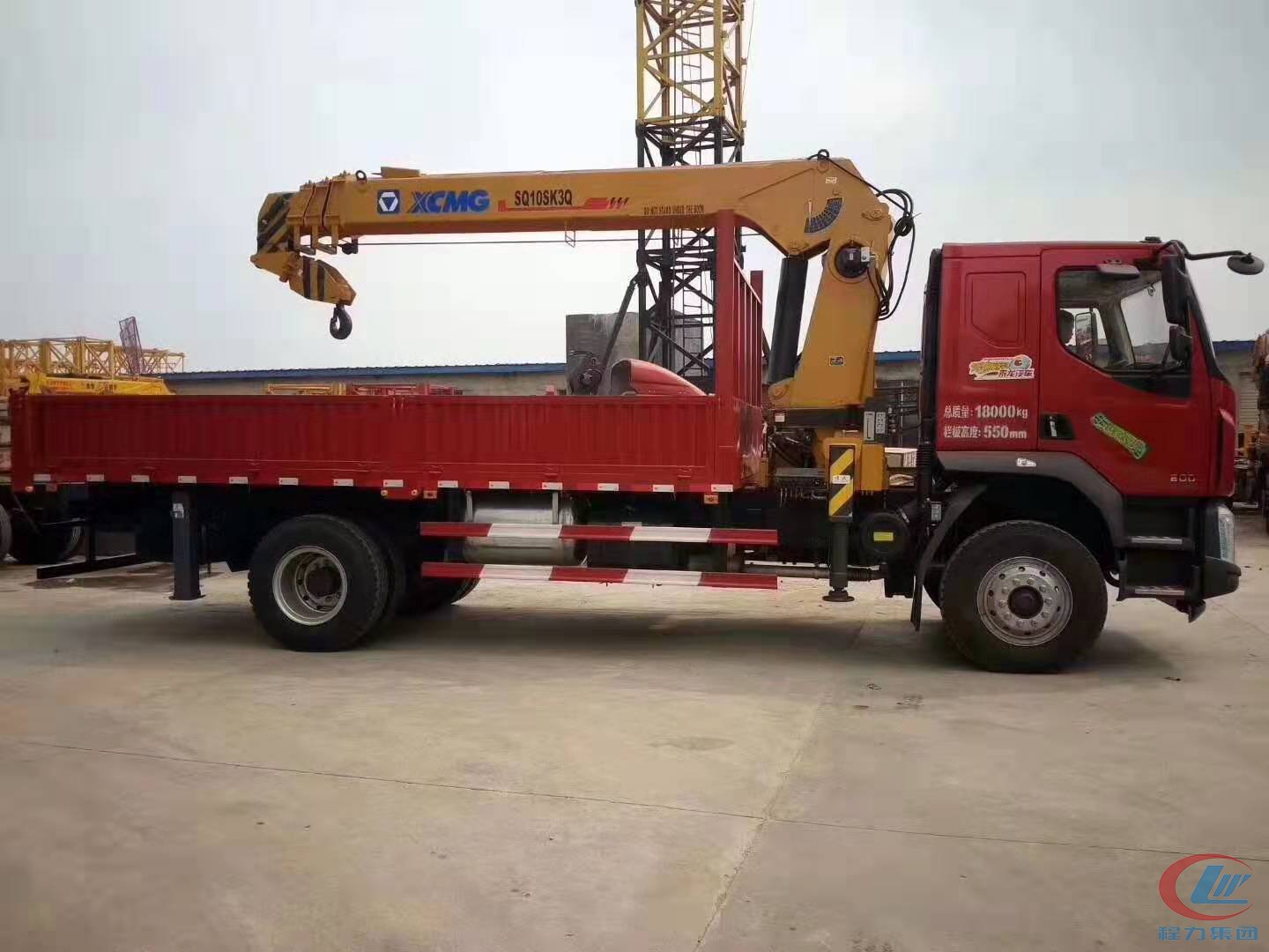 湖北不朽情缘官网登录入口东风柳汽6.3吨随车吊侧面图