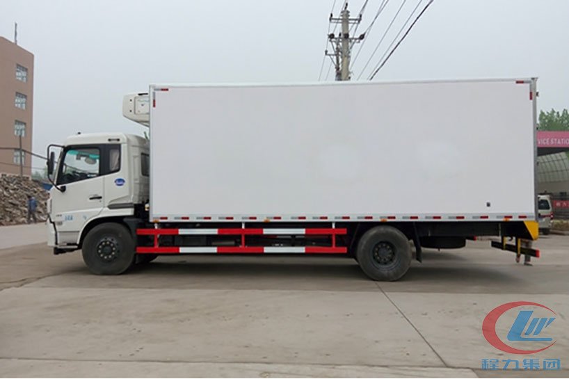湖北不朽情缘官网登录入口东风天锦冷藏车侧面图