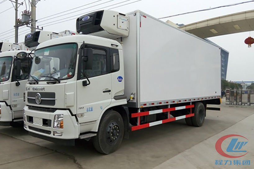 湖北不朽情缘官网登录入口东风天锦冷藏车侧面图