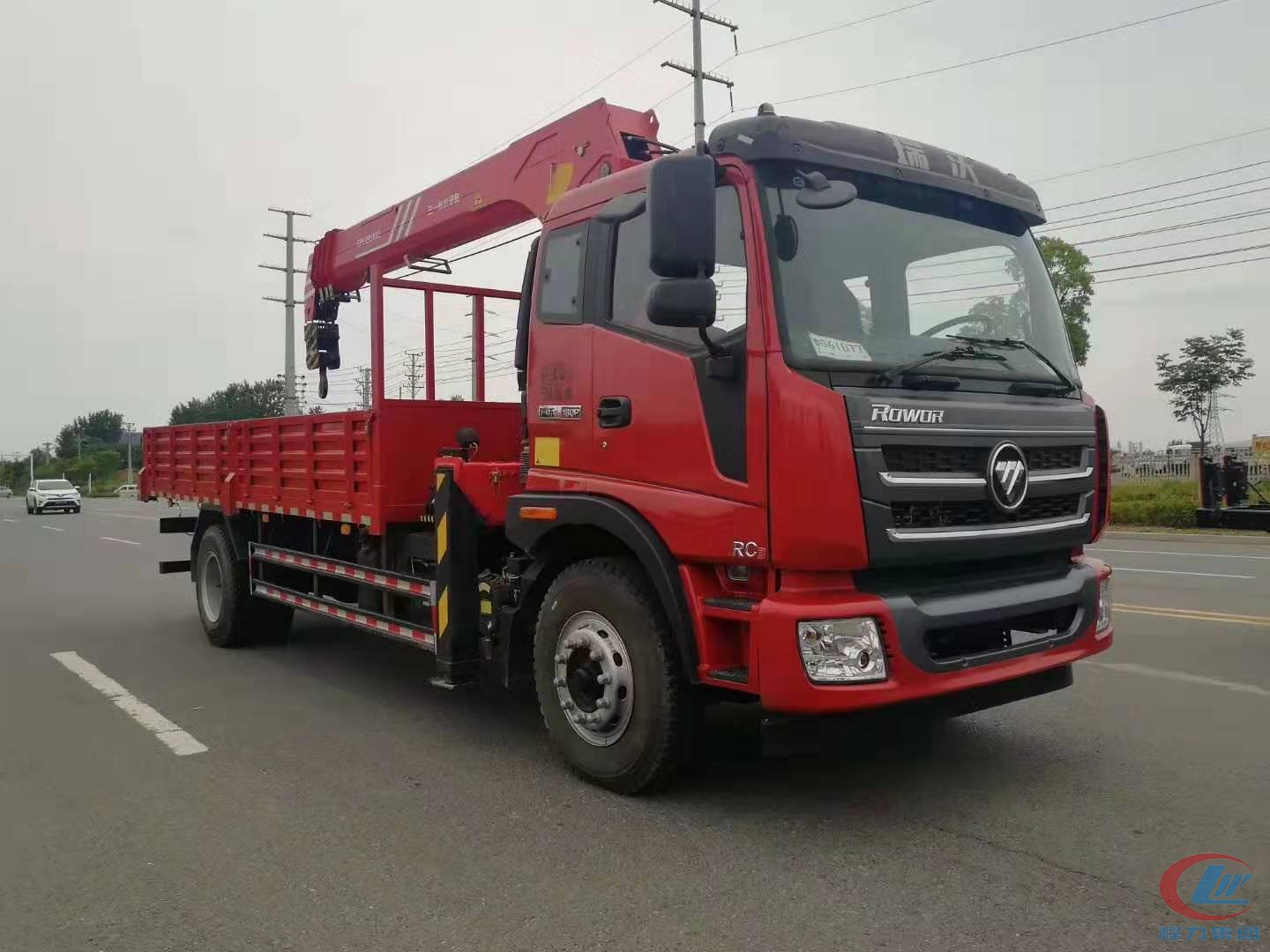 不朽情缘官网登录入口福田8吨随车吊高清图