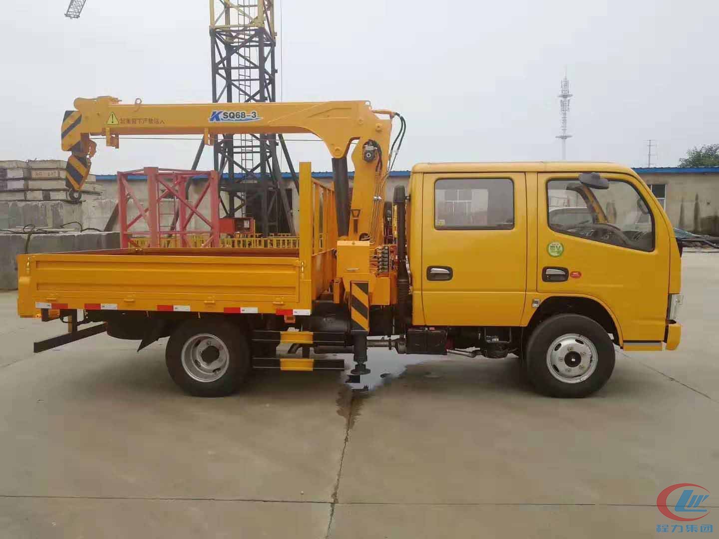 不朽情缘官网登录入口集团徐工2吨随车吊侧面图