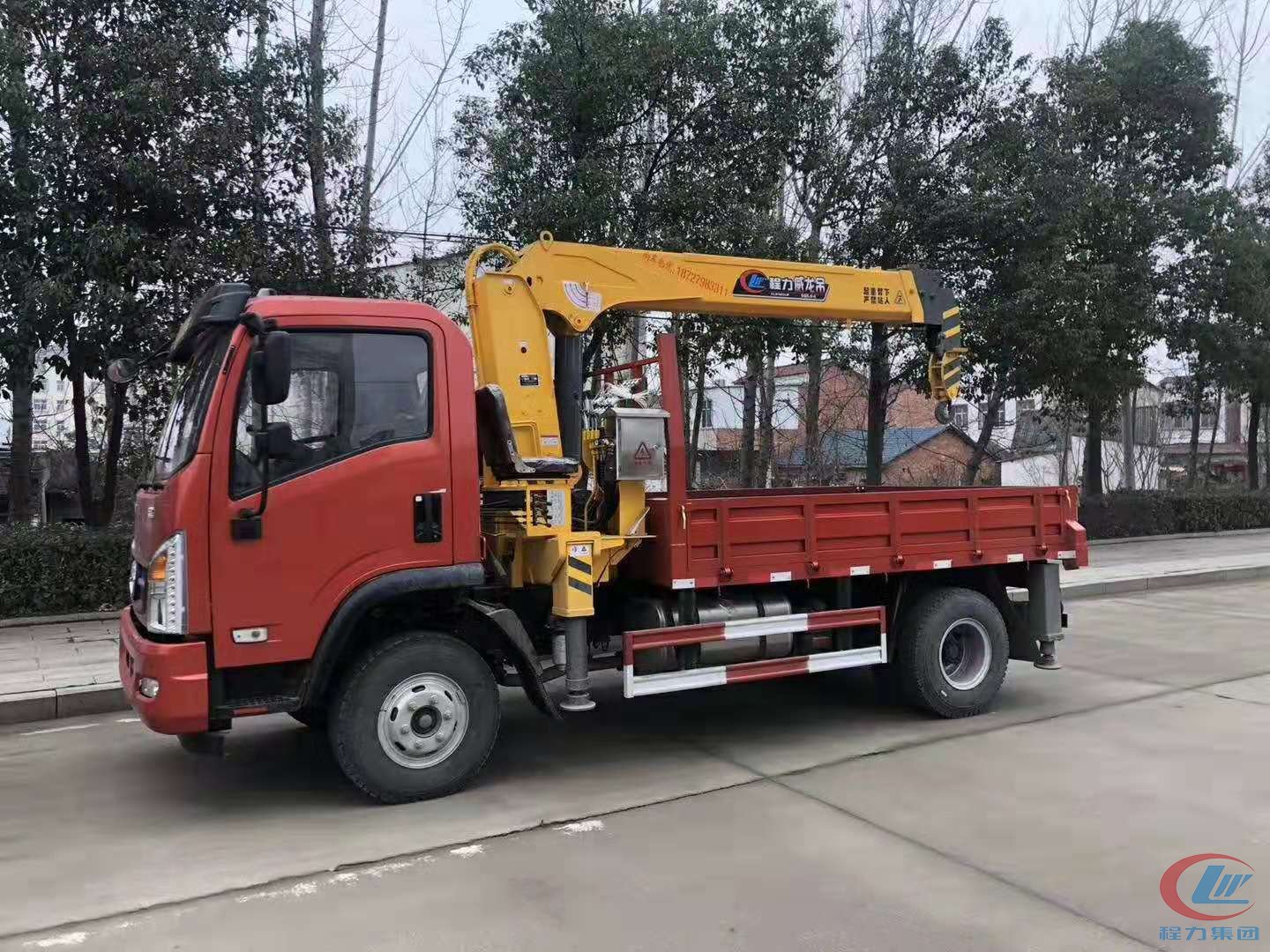 不朽情缘官网登录入口公司大运随车吊厂家