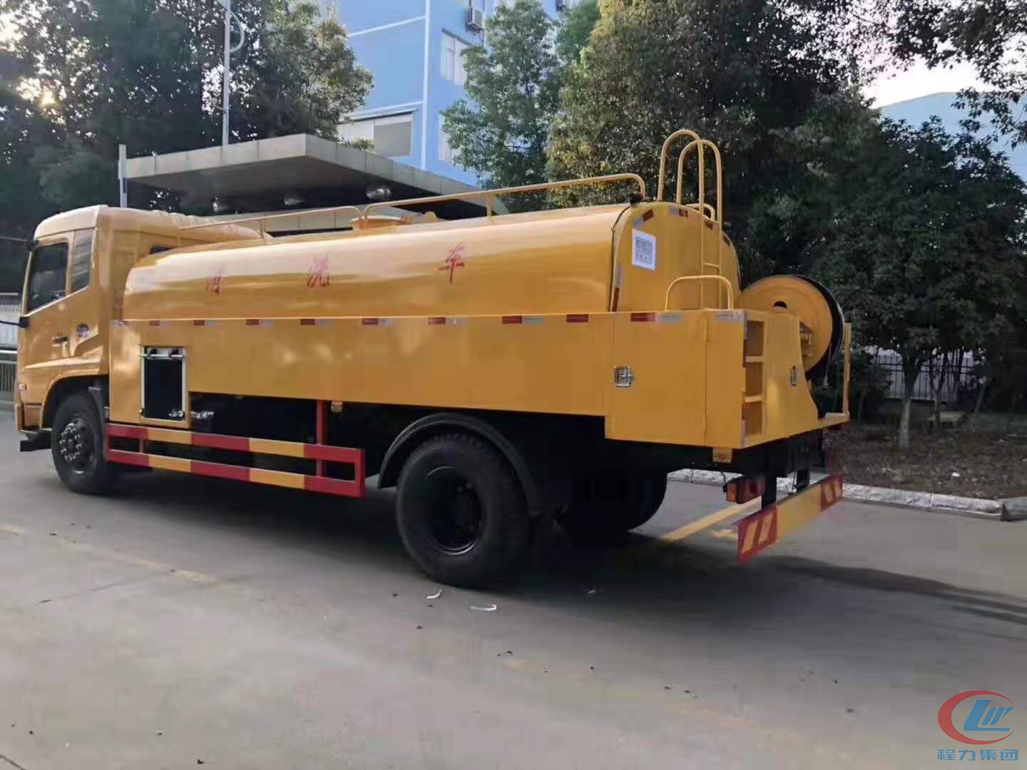 不朽情缘官网登录入口威牌东风天锦高压清洗车背面照