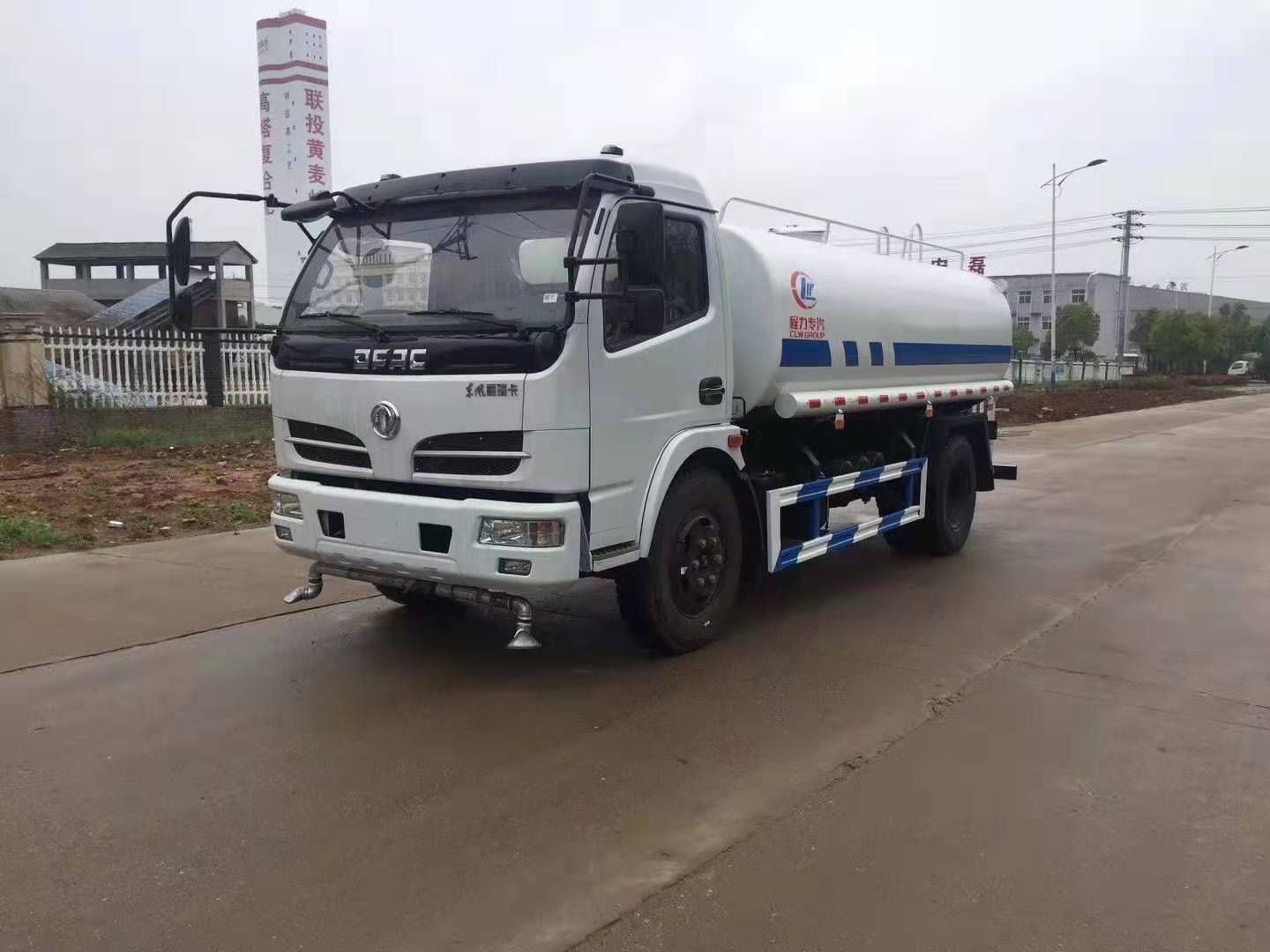 不朽情缘官网登录入口东风多利卡9.5方绿化喷洒车正面图