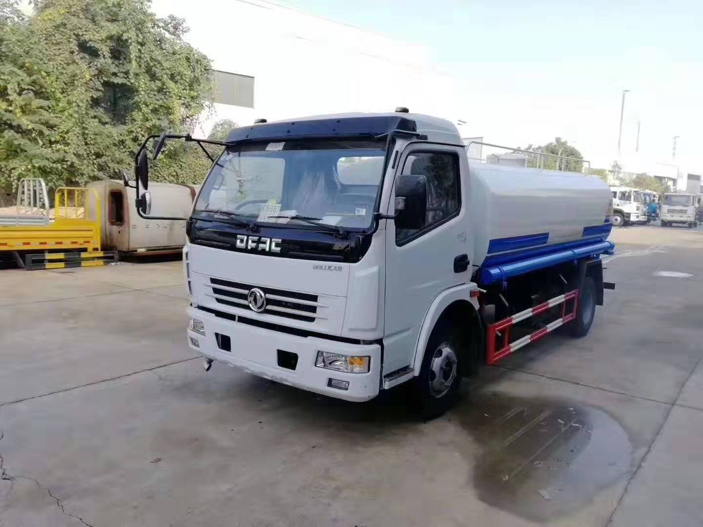 不朽情缘官网登录入口东风多利卡出口车型