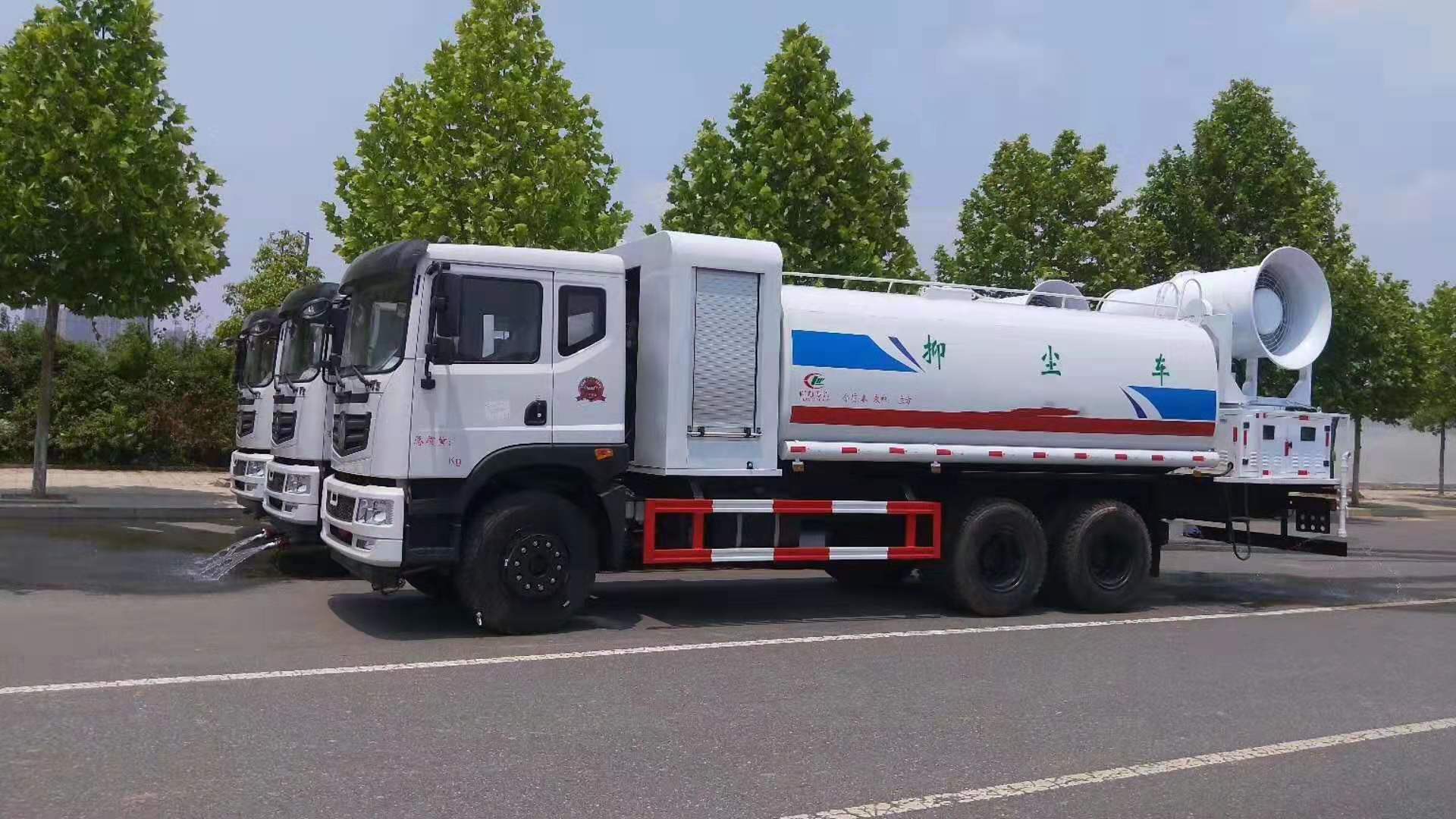 东风多功能抑尘车,不朽情缘官网登录入口威牌东风后双桥T5抑尘车