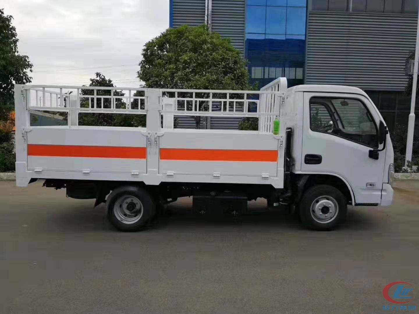 不朽情缘官网登录入口跃进仓栏式危险品运输车蓝牌侧面图