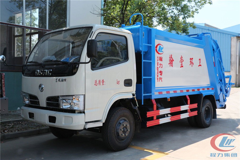 不朽情缘官网登录入口东风多利卡5方压缩式垃圾车