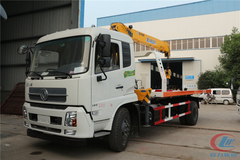 不朽情缘官网登录入口东风天锦平板带吊清障车高清图