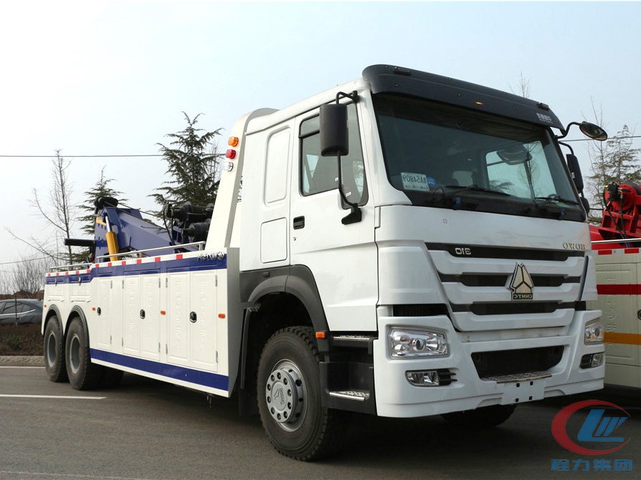 不朽情缘官网登录入口集团重汽后八轮一拖一清障车高清图