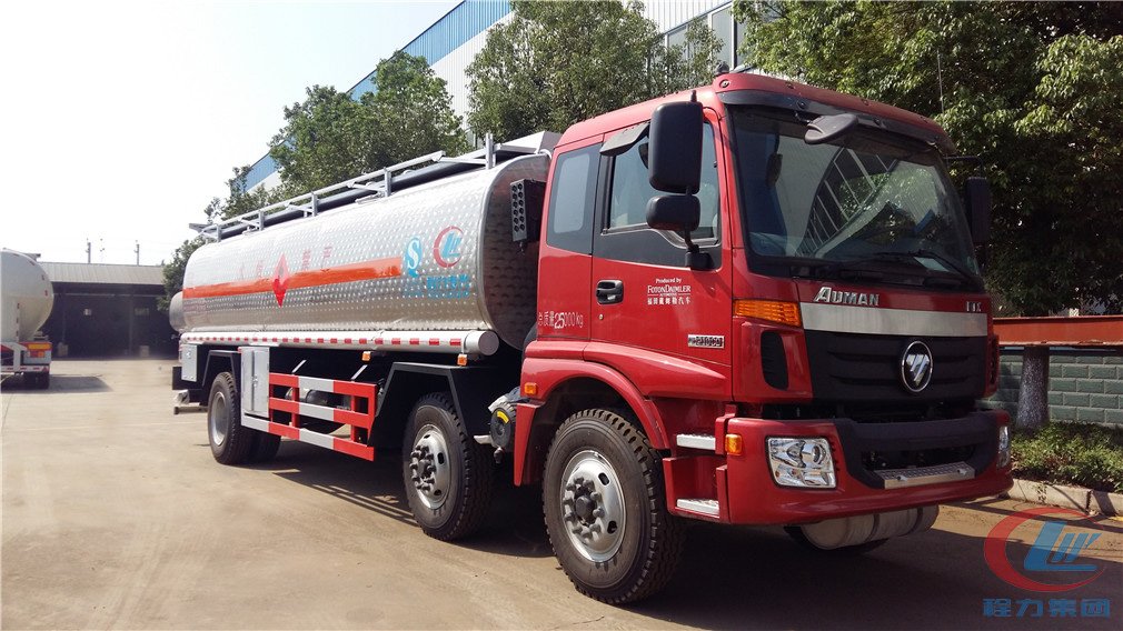 不朽情缘官网登录入口福田欧曼小三轴(26方)铝合金运油车侧面图