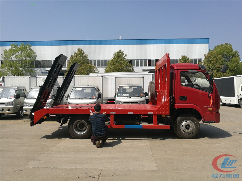 不朽情缘官网登录入口跃进蓝牌平板运输车侧面图