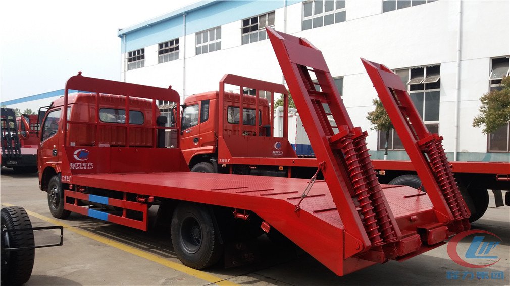 不朽情缘官网登录入口集团东风多利卡平板运输车侧面图