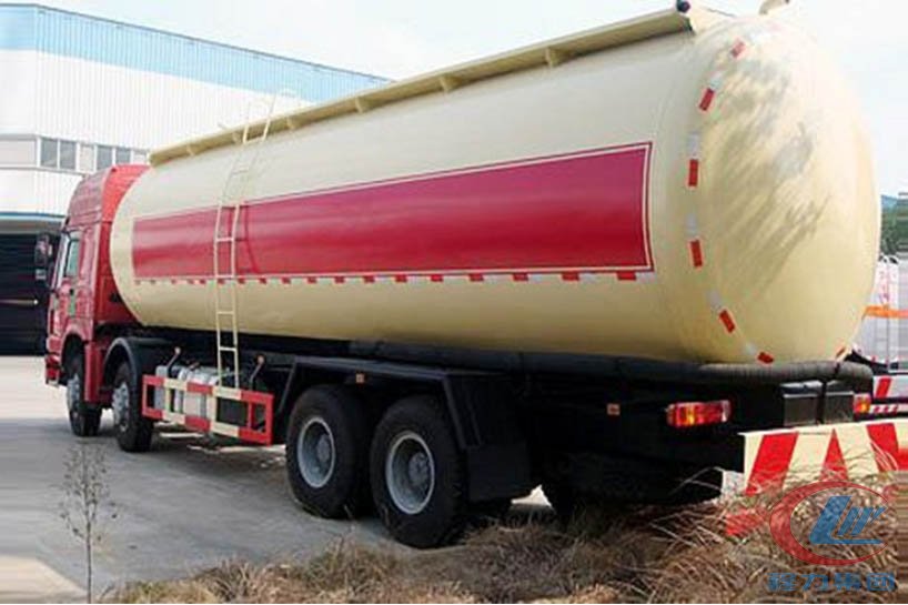 湖北不朽情缘官网登录入口重汽豪沃物料运输车侧面图