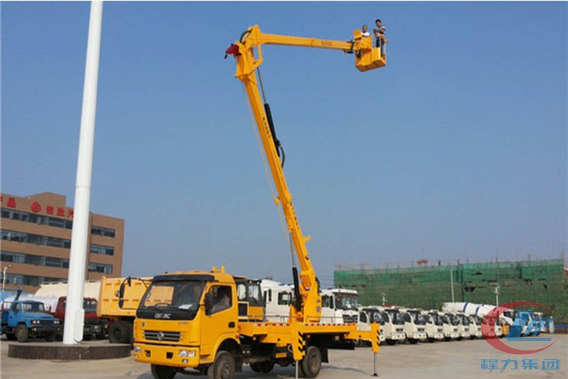 湖北不朽情缘官网登录入口东风18米高空作业车侧面图