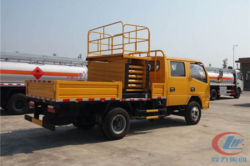 不朽情缘官网登录入口东风10米升降平台高空作业车侧面图