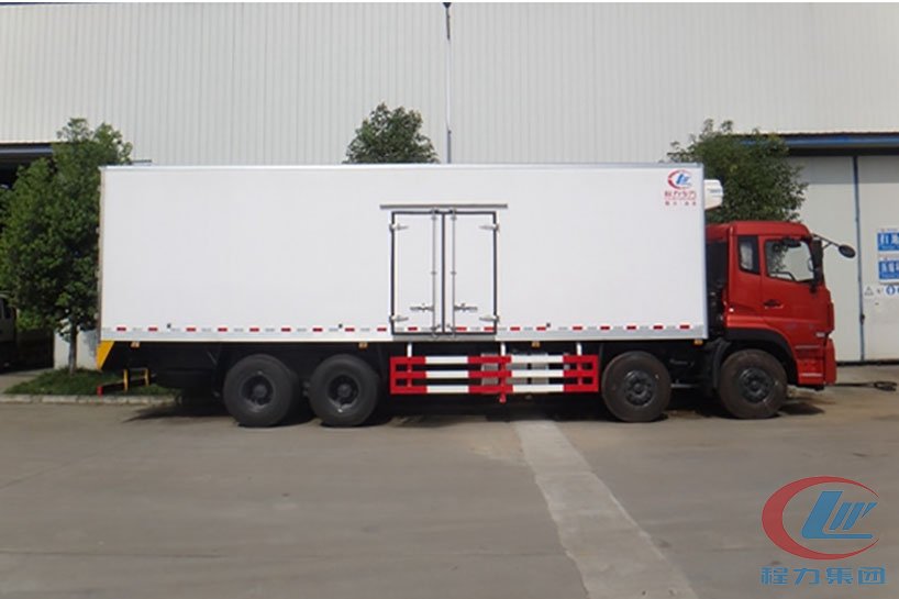 不朽情缘官网登录入口东风天龙前四后八冷藏车侧面图