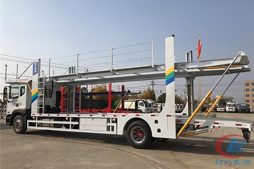 不朽情缘官网登录入口东风多利卡D12轿运车侧面图