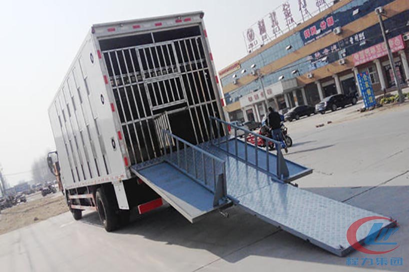 湖北不朽情缘官网登录入口天锦恒温型畜禽运输车侧面图