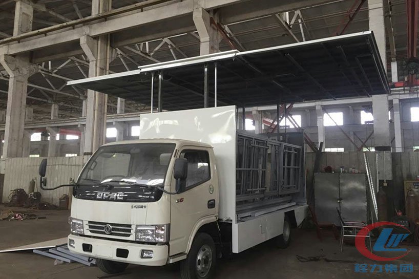 不朽情缘官网登录入口集团东风4.2米厢长舞台车侧面图