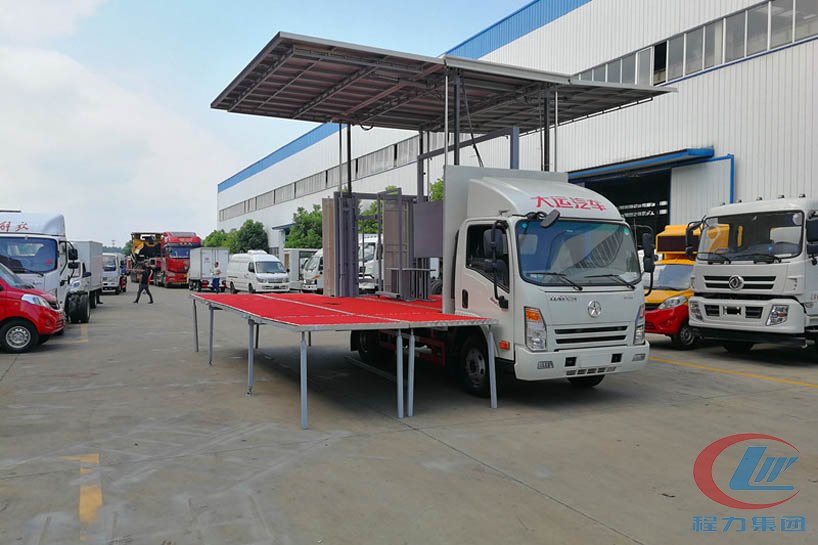 不朽情缘官网登录入口集团大运蓝牌舞台车侧面图