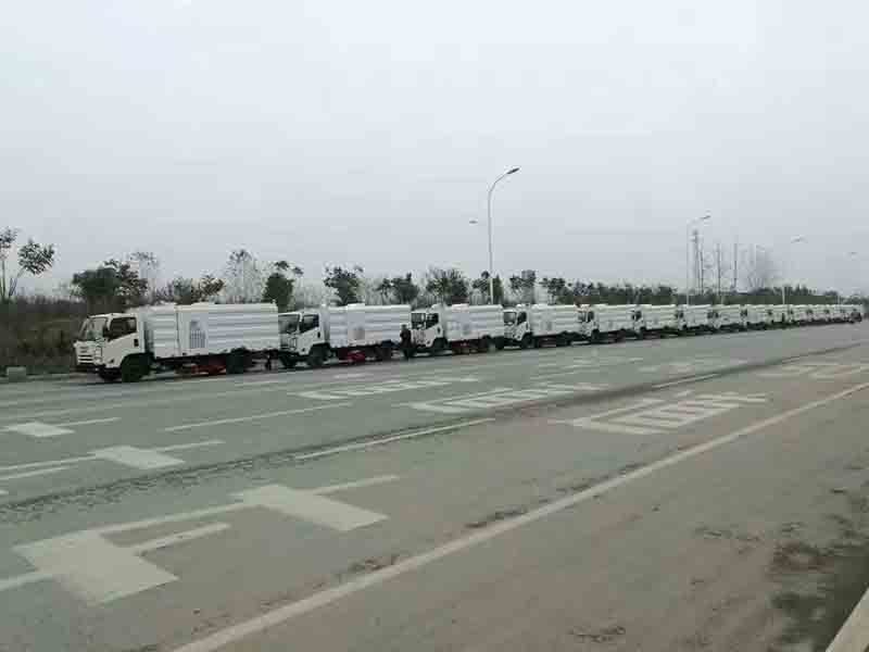 不朽情缘官网登录入口扫路车批量发车仪式