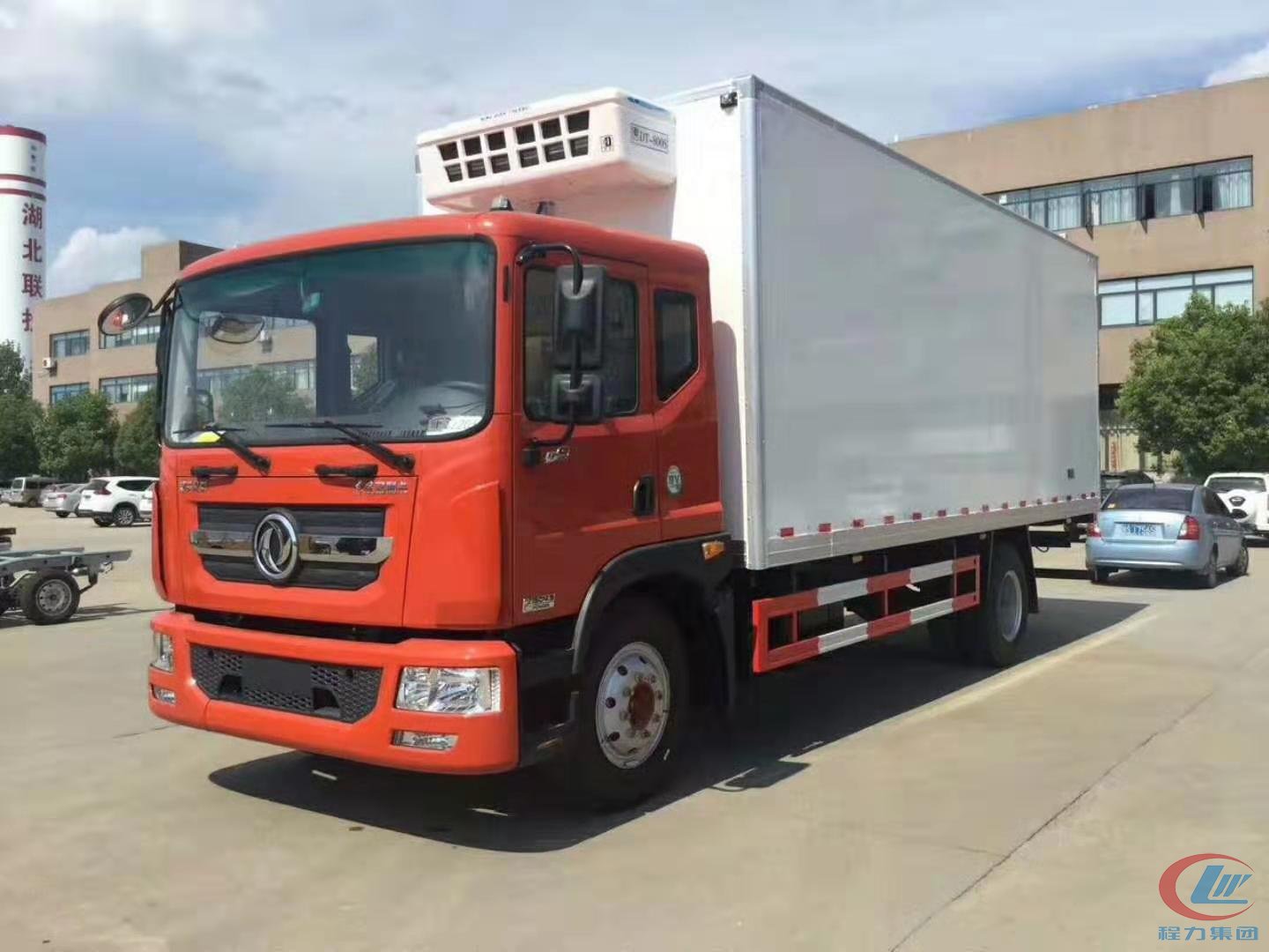 湖北不朽情缘官网登录入口东风多利卡D9冷藏车