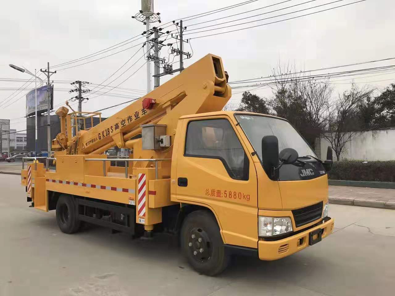 不朽情缘官网登录入口江铃18米高空作业车侧面图