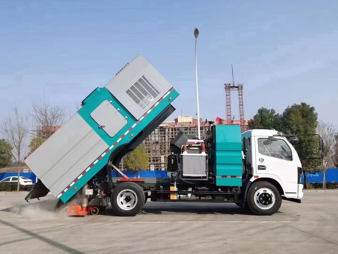 不朽情缘官网登录入口东风福瑞卡后置吸尘车