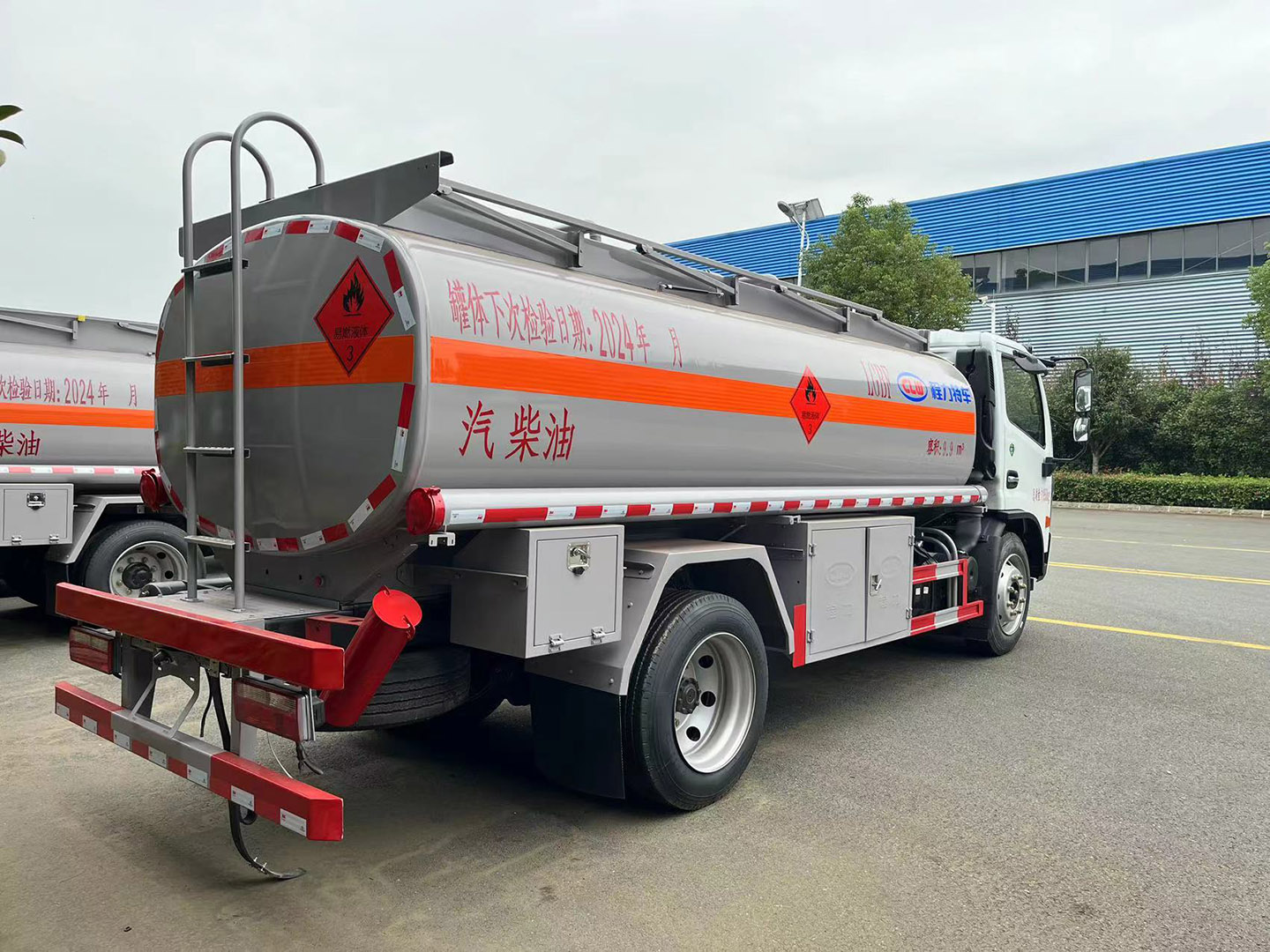 国六不朽情缘官网登录入口东风10立方油罐车/加油车