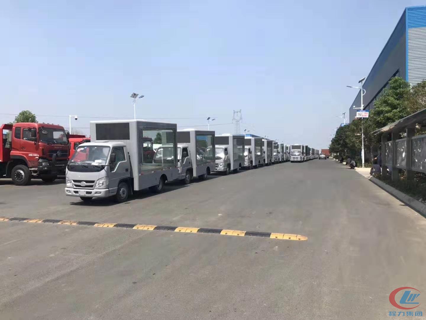 不朽情缘官网登录入口专汽广告车出口非洲国家